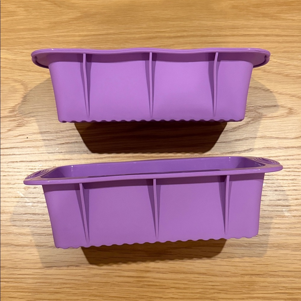 Lot Of 2 Silicon Bread And Loaf Pans. - Picture 5 of 5